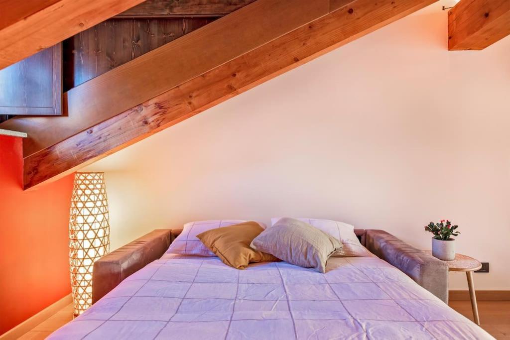 Charming 2.5Room Flat In Center Of Monforte dʼAlba المظهر الخارجي الصورة